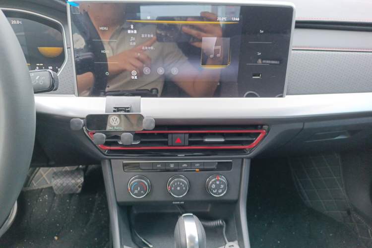 Used Volkswagen Lavida 2024 300TSI DSG Starry Sky Deluxe Edition Audio And AC Panel