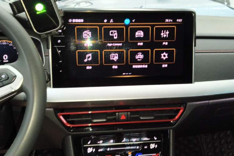 Used Volkswagen Lavida 2024 300TSI DSG Starry Sky Leading Edition Audio And AC Panel