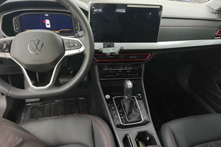 Used Volkswagen Lavida 2024 300TSI DSG Starry Sky Leading Edition Center Console