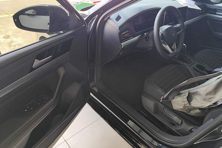 Used Volkswagen Lavida 2024 300TSI DSG Starry Sky Deluxe Edition Driver Seat