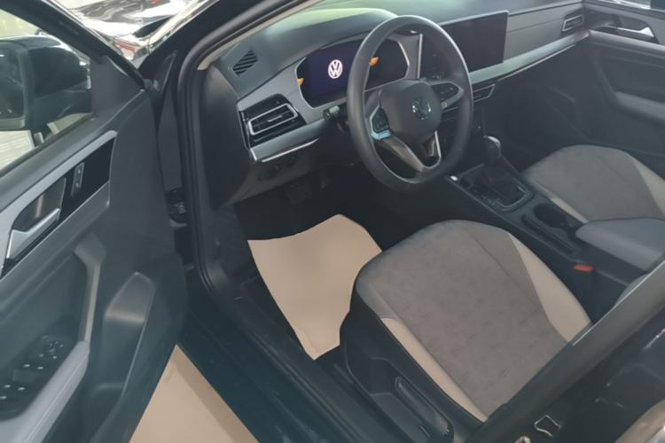 Used Volkswagen Lavida 2024 300TSI DSG Full-Comfort Edition Driver Seat