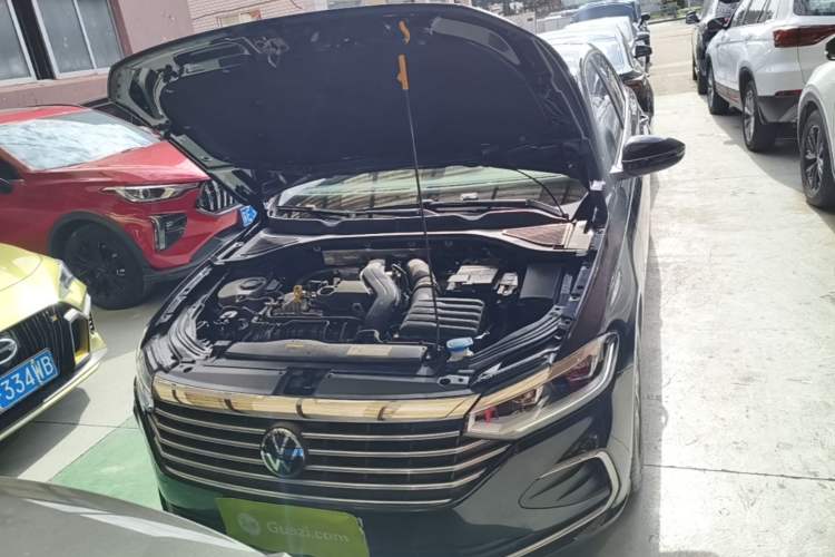 Used Volkswagen Lavida 2024 300TSI DSG Full-Comfort Edition Engine Bay