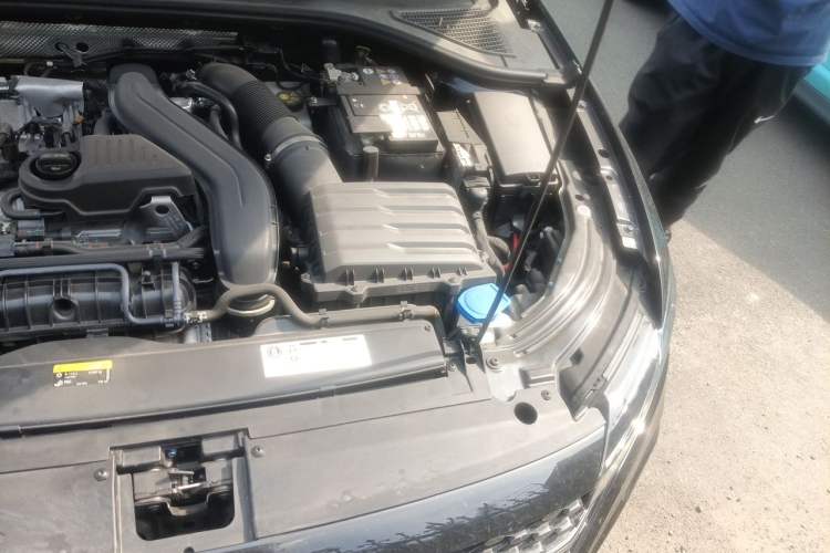Used Volkswagen Lavida 2024 300TSI DSG Starry Sky Deluxe Edition Engine Bay Left