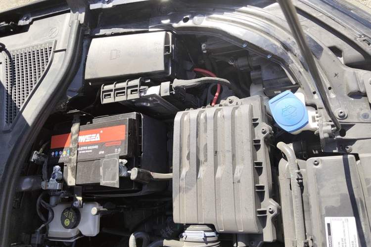 Used Volkswagen Lavida 2024 1.5L Automatic 5 Million Edition Engine Bay Left