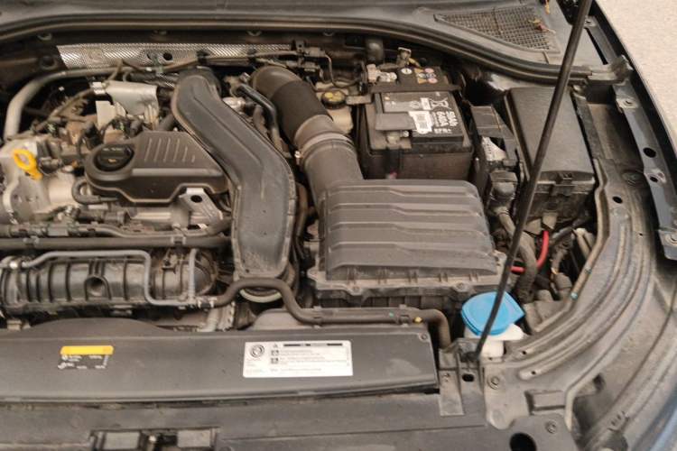 Used Volkswagen Lavida 2024 300TSI DSG Starry Sky Leading Edition Engine Bay Left