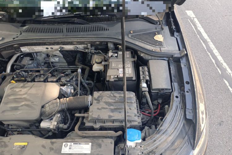 Used Volkswagen Lavida 2024 1.5L Automatic Starry Sky 5 Million Edition Engine Bay Left