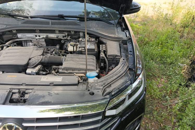 Used Volkswagen Lavida 2024 1.5L Automatic 5 Million Edition Engine Bay Left