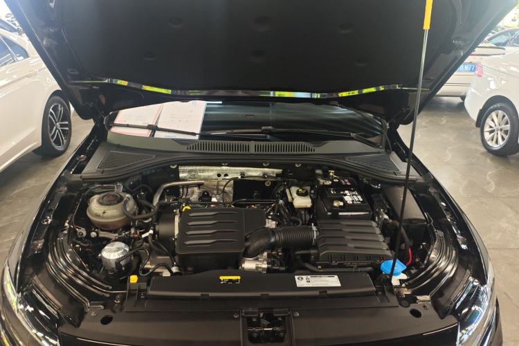 Used Volkswagen Lavida 2024 1.5L Automatic Starry Sky 5 Million Edition Engine Bay