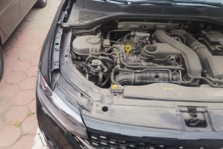 Used Volkswagen Lavida 2024 300TSI DSG Full-Comfort Edition Engine Bay Right
