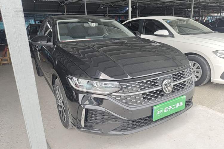 Used Volkswagen Lavida 2024 1.5L Automatic Starry Sky 5 Million Edition Front Right 45 Deg