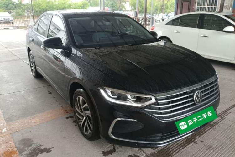 Used Volkswagen Lavida 2024 1.5L Automatic 5 Million Edition Front Right 45 Deg