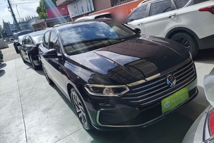 Used Volkswagen Lavida 2024 300TSI DSG Full-Comfort Edition Front Right 45 Deg