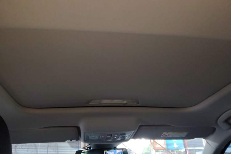 Used Volkswagen Lavida 2024 1.5L Automatic 5 Million Edition Headliner