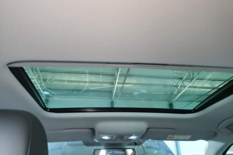 Used Volkswagen Lavida 2024 300TSI DSG Full-Comfort Edition Headliner