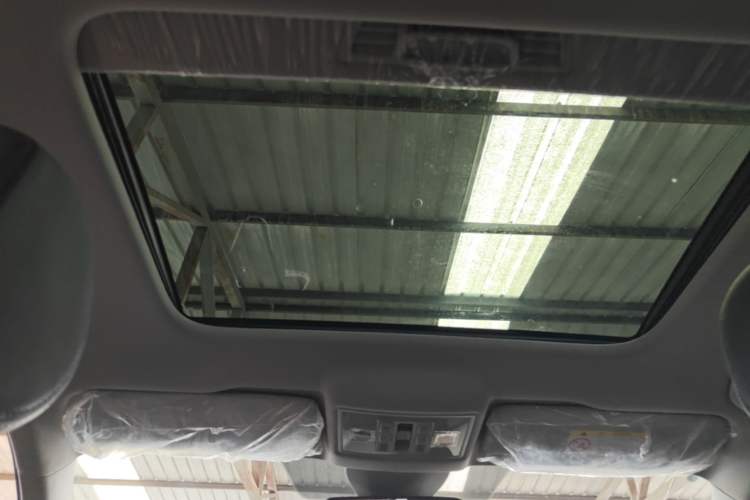 Used Volkswagen Lavida 2024 1.5L Automatic 5 Million Edition Headliner