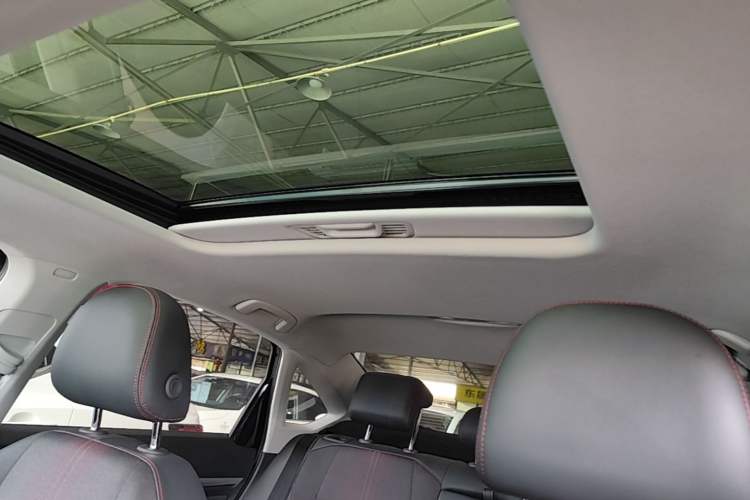 Used Volkswagen Lavida 2024 300TSI DSG Starry Sky Deluxe Edition Headliner