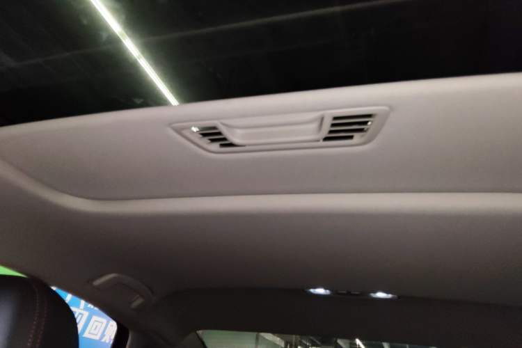 Used Volkswagen Lavida 2024 300TSI DSG Starry Sky Deluxe Edition Headliner