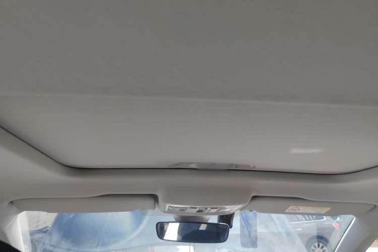 Used Volkswagen Lavida 2024 1.5L Automatic 5 Million Edition Headliner