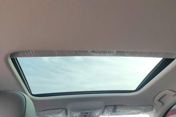 Used Volkswagen Lavida 2024 1.5L Automatic Starry Sky 5 Million Edition Headliner