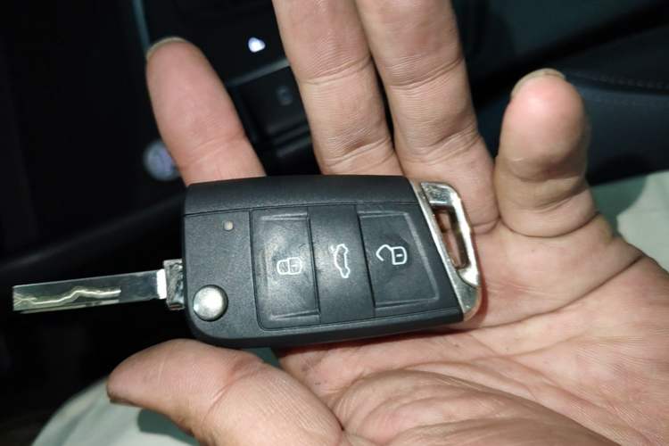 Used Volkswagen Lavida 2024 1.5L Automatic 5 Million Edition Interior 1