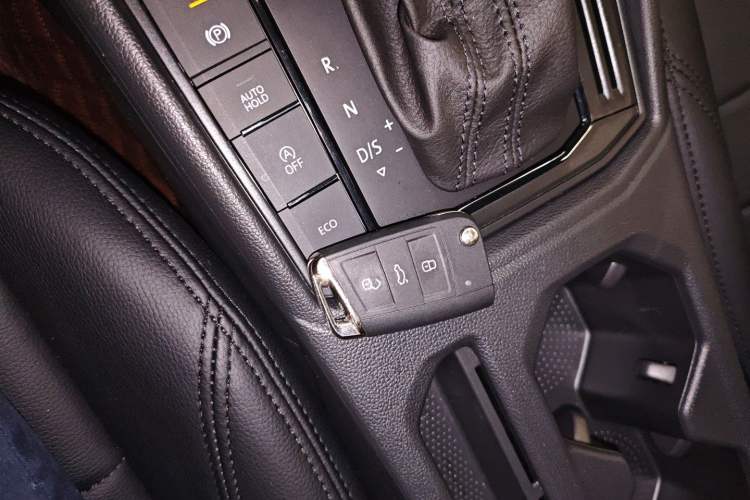 Used Volkswagen Lavida 2024 300TSI DSG Starry Sky Deluxe Edition Interior 1