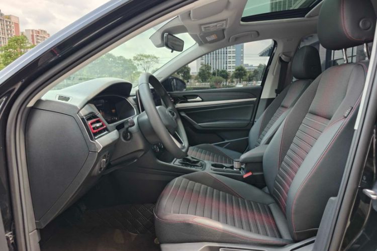 Used Volkswagen Lavida 2024 300TSI DSG Starry Sky Deluxe Edition Interior 3