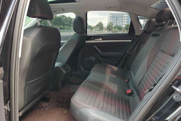 Used Volkswagen Lavida 2024 300TSI DSG Starry Sky Deluxe Edition Interior 4