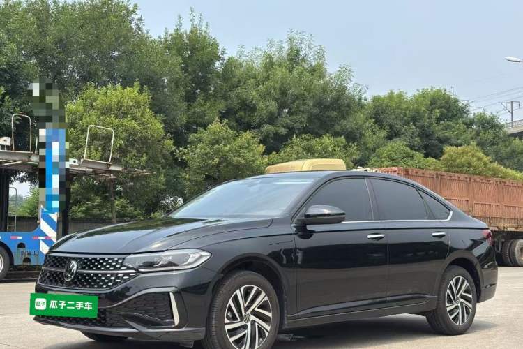Used Volkswagen Lavida 2024 1.5L Automatic Starry Sky 5 Million Edition Guazi used car, China used car export, Used car for sale, Used cars, Cheapest cars for sale