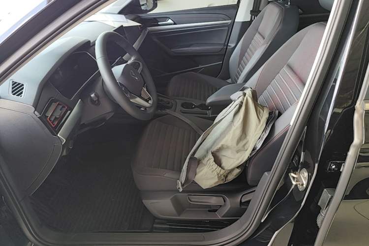 Used Volkswagen Lavida 2024 300TSI DSG Starry Sky Deluxe Edition Left Front Seat