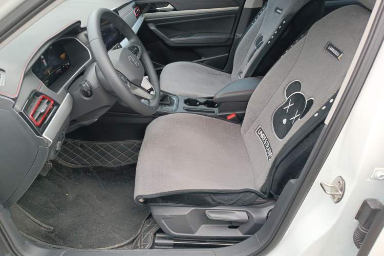 Used Volkswagen Lavida 2024 300TSI DSG Starry Sky Deluxe Edition Left Front Seat