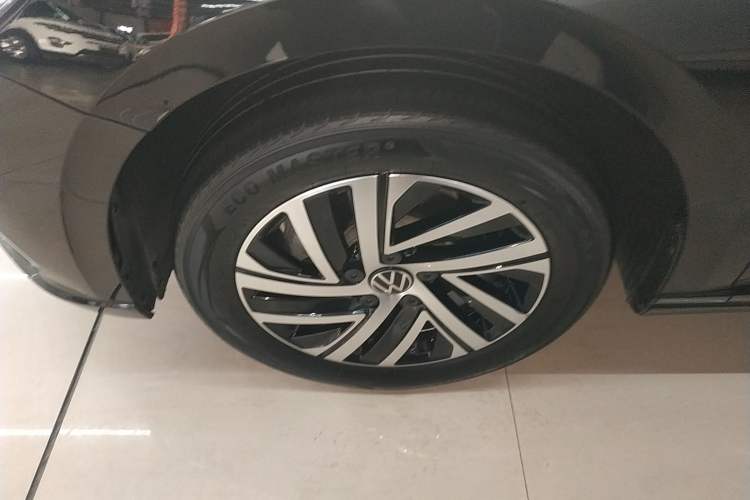 Used Volkswagen Lavida 2024 300TSI DSG Full-Comfort Edition Left Front Wheel Hub