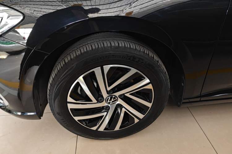 Used Volkswagen Lavida 2024 300TSI DSG Full-Comfort Edition Left Front Wheel Hub