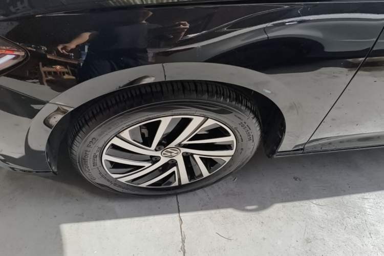 Used Volkswagen Lavida 2024 300TSI DSG Full-Comfort Edition Left Front Wheel Hub