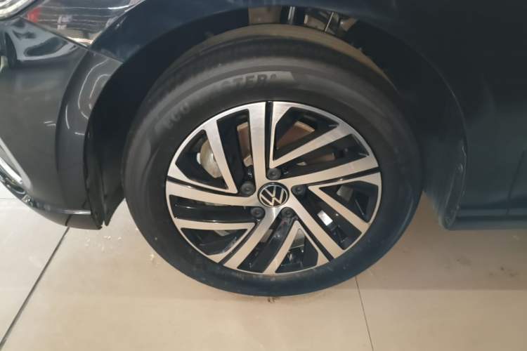 Used Volkswagen Lavida 2024 300TSI DSG Full-Comfort Edition Left Front Wheel Hub