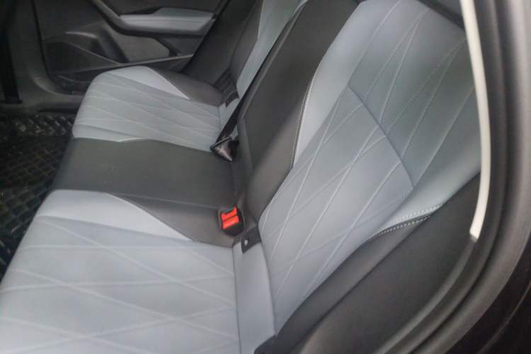 Used Volkswagen Lavida 2024 1.5L Automatic Starry Sky 5 Million Edition Left Rear Seat