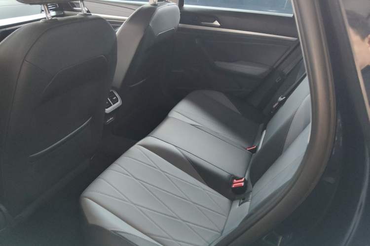 Used Volkswagen Lavida 2024 1.5L Automatic 5 Million Edition Left Rear Seat