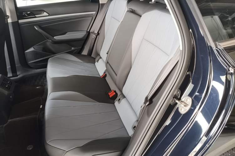 Used Volkswagen Lavida 2024 1.5L Automatic Starry Sky 5 Million Edition Left Rear Seat