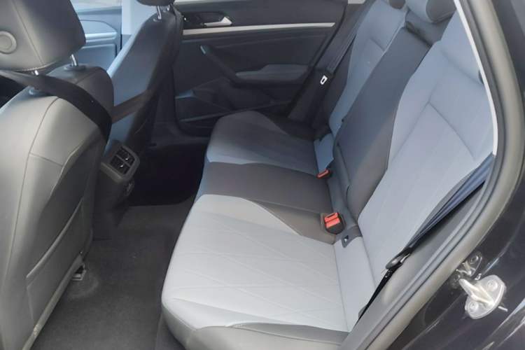 Used Volkswagen Lavida 2024 1.5L Automatic Starry Sky 5 Million Edition Left Rear Seat