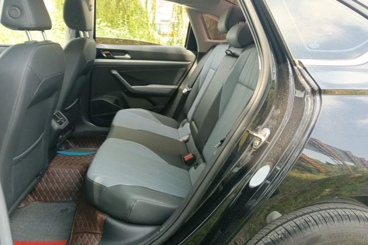 Used Volkswagen Lavida 2024 1.5L Automatic 5 Million Edition Left Rear Seat