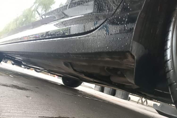 Used Volkswagen Lavida 2024 1.5L Automatic 5 Million Edition Left Side Sill