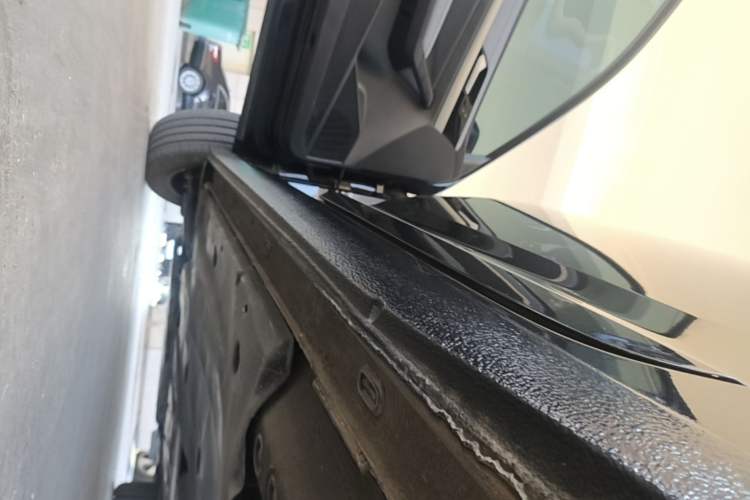 Used Volkswagen Lavida 2024 300TSI DSG Full-Comfort Edition Left Side Sill