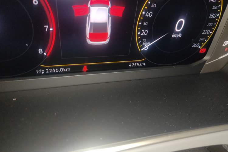 Used Volkswagen Lavida 2024 1.5L Automatic 5 Million Edition Odometer Close Up