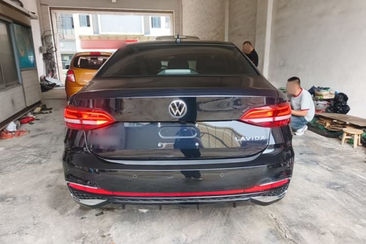 Used Volkswagen Lavida 2024 1.5L Automatic Starry Sky 5 Million Edition Rear