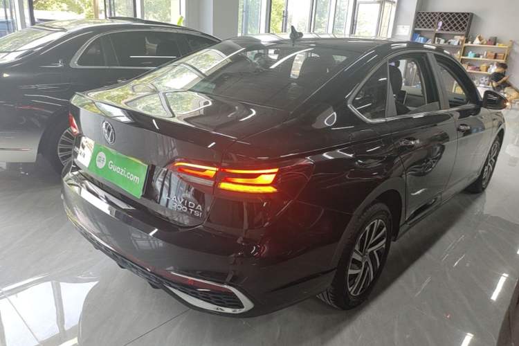 Used Volkswagen Lavida 2024 300TSI DSG Starry Sky Deluxe Edition Rear Right 45 Deg