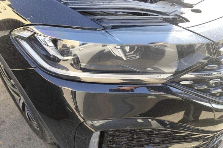 Used Volkswagen Lavida 2024 1.5L Automatic 5 Million Edition Right Front Headlight
