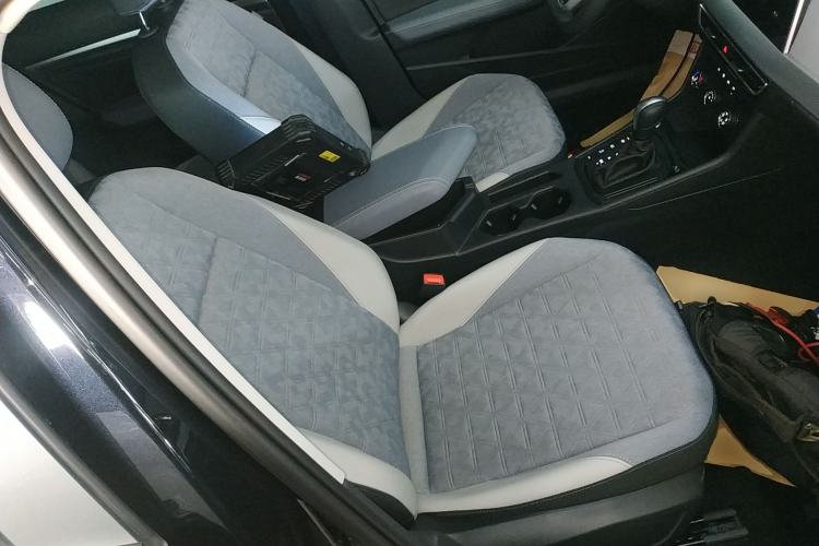 Used Volkswagen Lavida 2024 300TSI DSG Full-Comfort Edition Right Front Seat