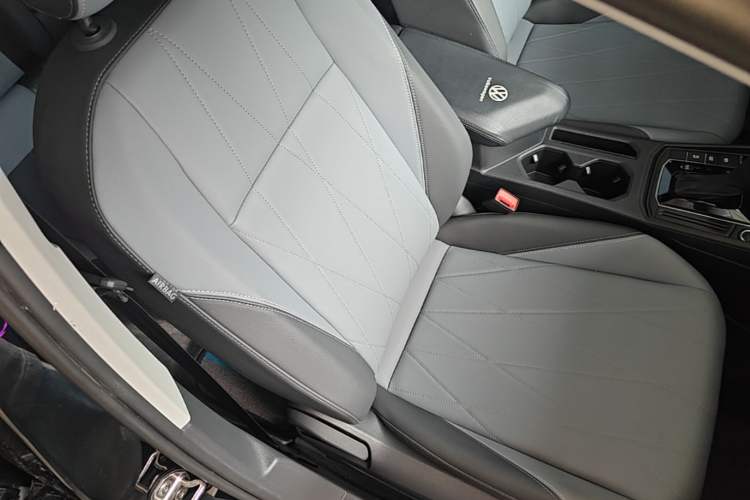 Used Volkswagen Lavida 2024 1.5L Automatic Starry Sky 5 Million Edition Right Front Seat