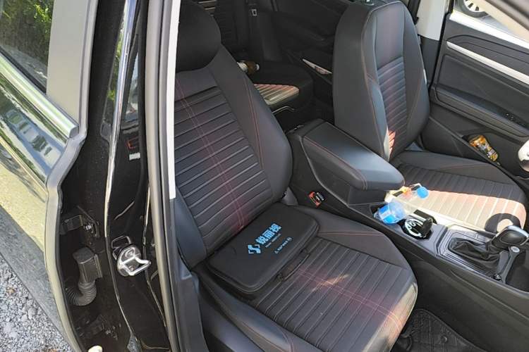 Used Volkswagen Lavida 2024 300TSI DSG Starry Sky Deluxe Edition Right Front Seat