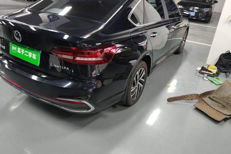 Used Volkswagen Lavida 2024 1.5L Automatic 5 Million Edition Right Rear Taillight