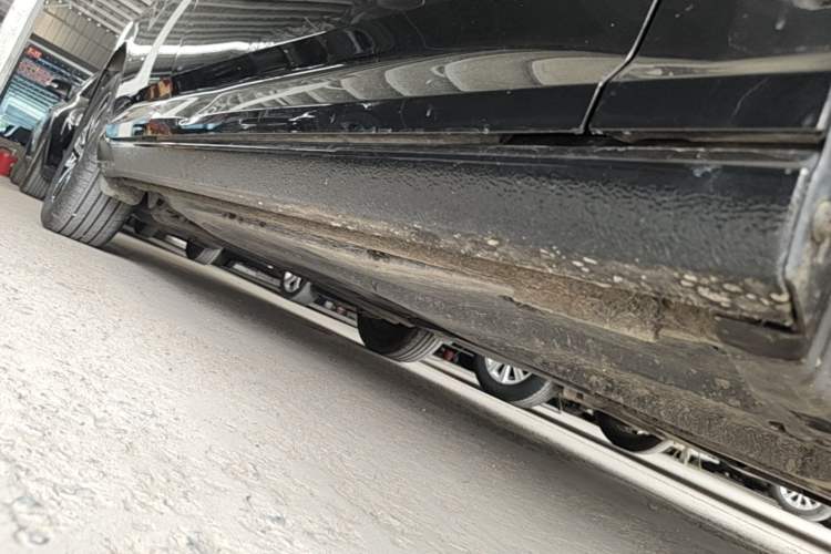 Used Volkswagen Lavida 2024 1.5L Automatic Starry Sky 5 Million Edition Right Side Sill